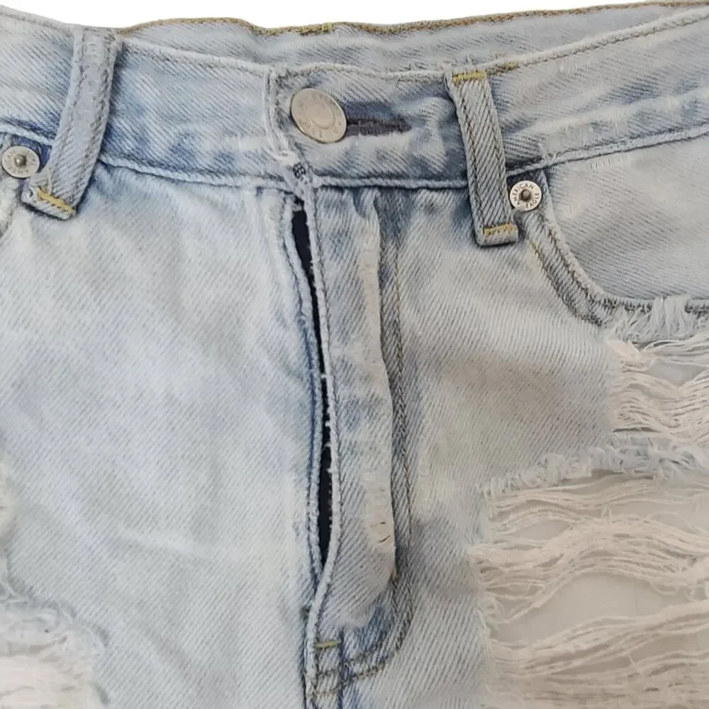 American Eagle Jean Shorts Women SZ 0 Mom Denim Blue Distressed Cut Off Festival